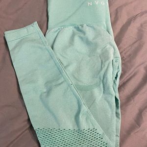 NVGTN Aqua Reveal Seamless Leggings
